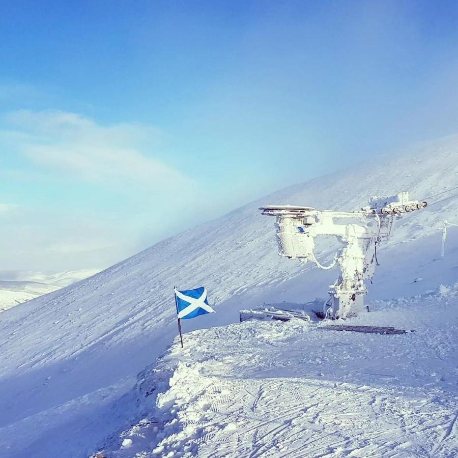 Baltinna East - By Where Stags Roar Newtonmore